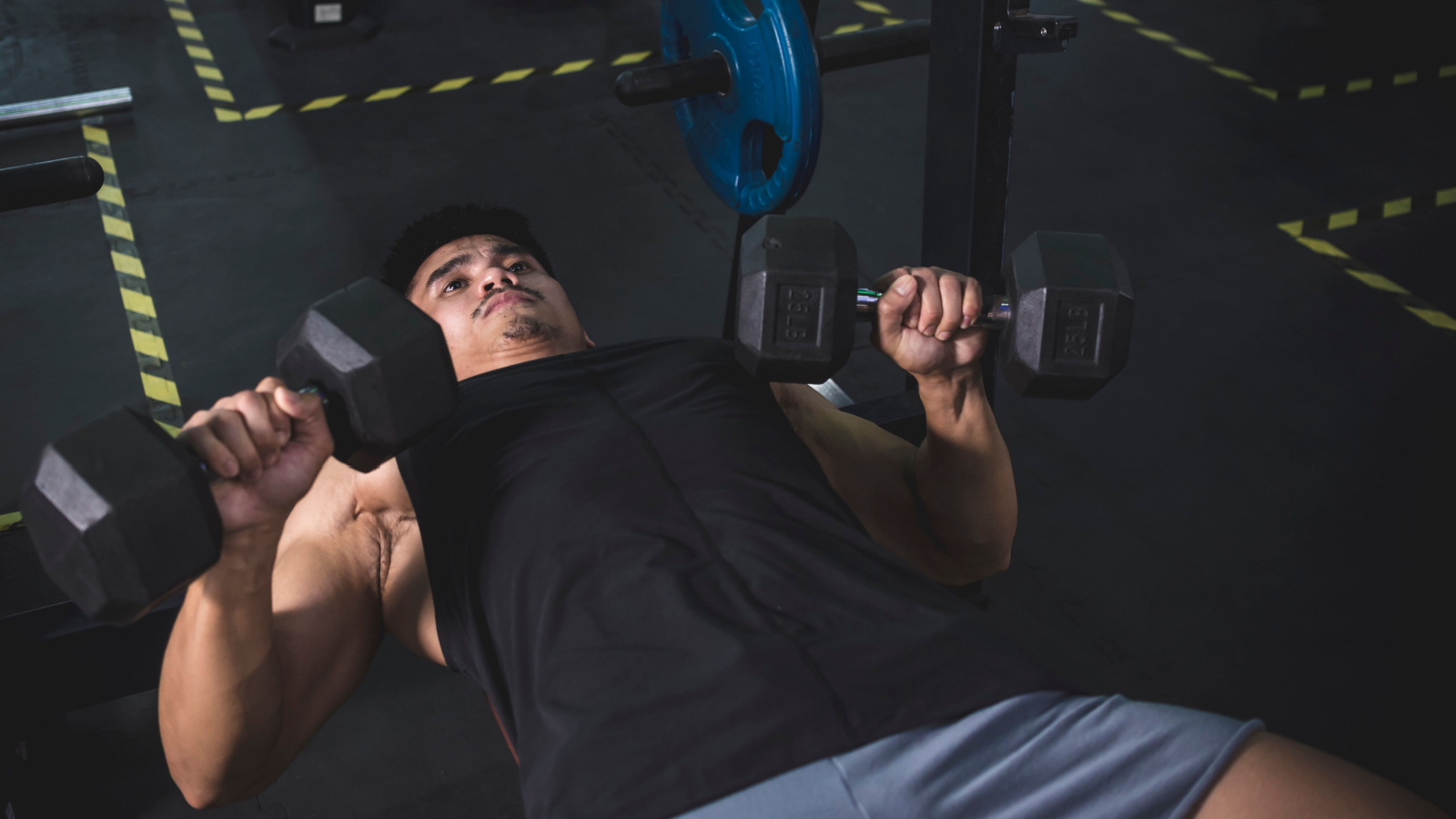 10 Arm-Toning Moves for Sculpted Biceps and Triceps