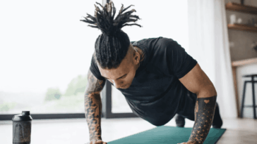 4 Biceps Exercises That Build Sleeve-Stretching Arms Without Swinging Heavy Weights