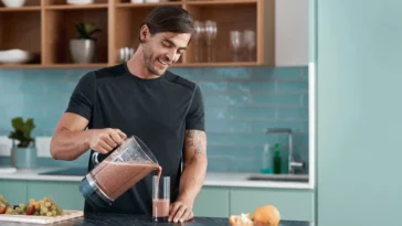 8 Weight Loss Tips That Focus on Real Life, Not Extreme Diets