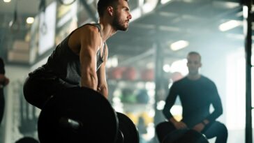 7 Strength Training Tips for Building Muscle Without Getting Hurt